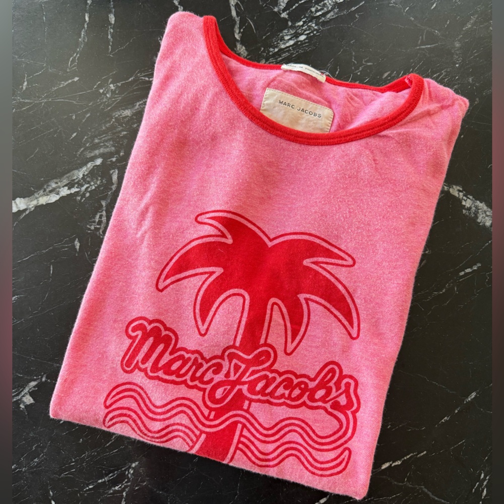 Marc Jacobs Red/Pink Graphic Tee